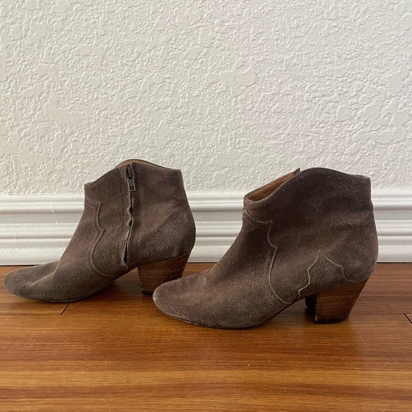 Isabel Marant tan suede western ankle boot. Size 37. - Picture 3 of 7